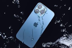 Як врятувати iPhone після потрапляння у воду? фото