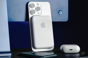 Все, що потрібно знати про зовнішній акумулятор MagSafe для iPhone фото